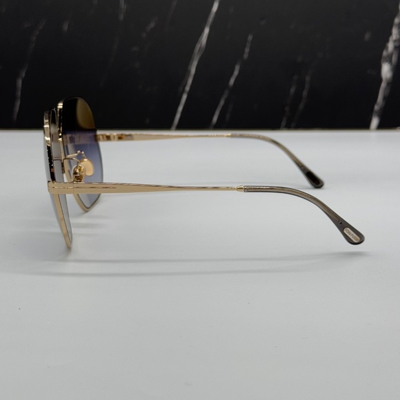 NEW TOM FORD TF785 28B WOMEN OVERSIZED SUNGLASSES TOM FORD TARA FT0785/S 28B - Picture 7 of 12